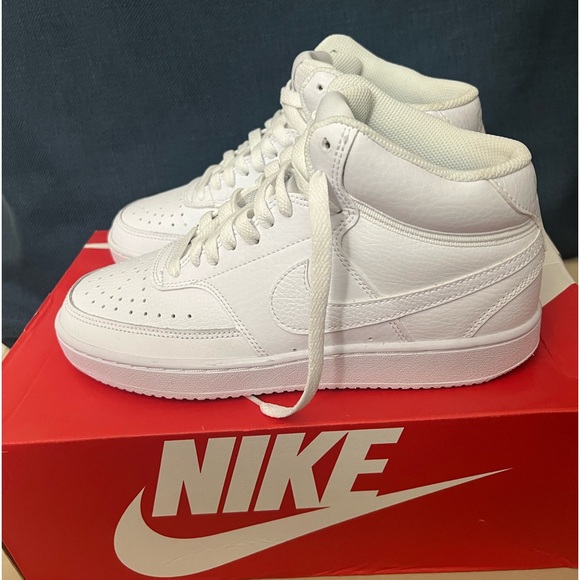 Nike Men’s Court Vision Mid Rise Top Air Force One Sneakers Size 7 - Picture 8 of 14